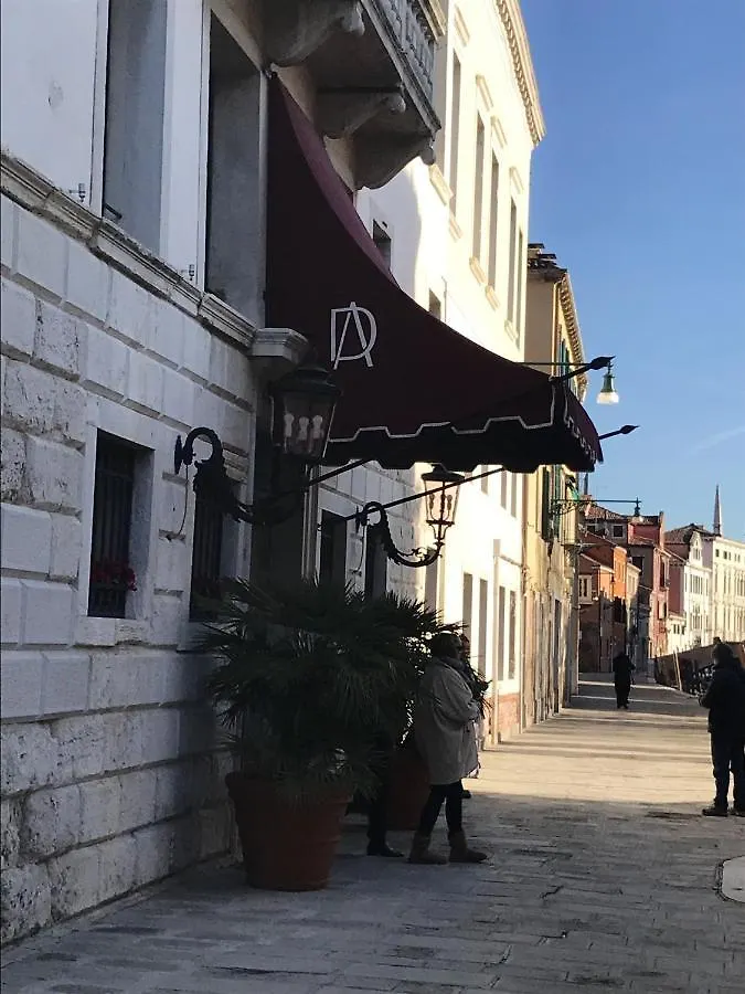Cosy Apartment In The Heart Of Venice With City View 50 M² Italy