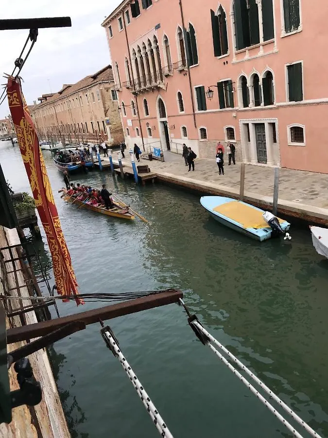 Cosy Apartment In The Heart Of Venice With City View 50 M²