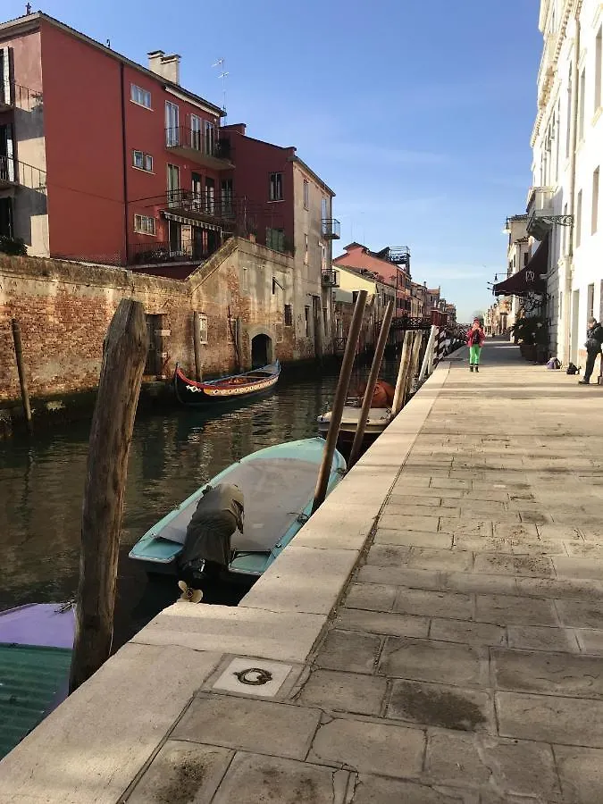 Cosy Apartment In The Heart Of Venice With City View 50 M² 0*,  Italy